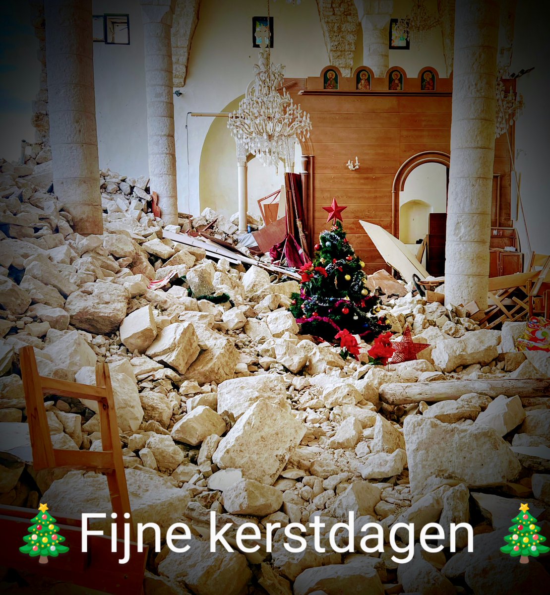 Anouar_factum's tweet image. Ik wens iedereen hele fijne kerstdagen toe....🎄
#kerst #kerstavond #kerstkaarten #Gaza