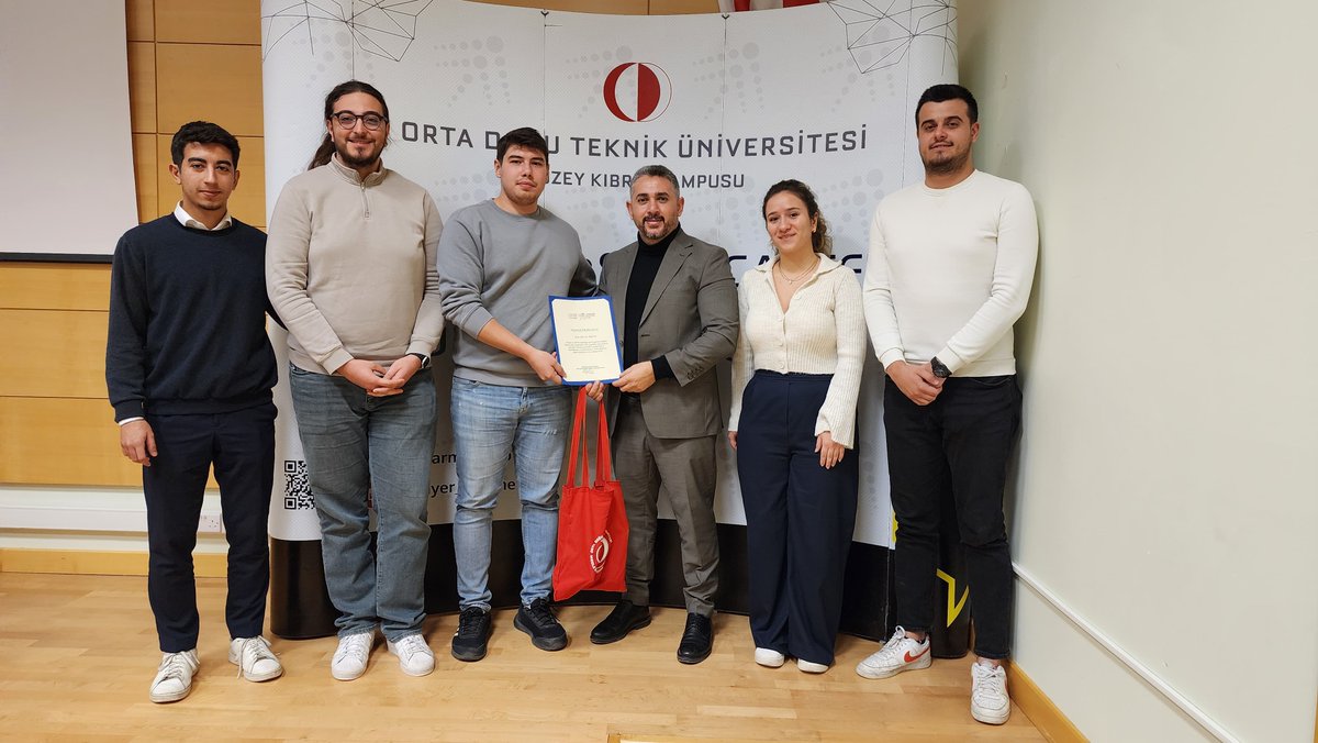 SnipeSec's tweet photo. #Snipesec CEO'su Prof. Dr. Arif SARI, #ODTÜ #KuzeyKıbrıs Kampüsü, #Kariyer ve İşletme Kulübü’nün davetlisi olarak katıldığı etkinlikte, #EDevlet projesinden, #sibergüvenlikte #yapayzeka ve #blockchain teknolojilerinin rolüne kadar birçok konuda gençlerin sorularını yanıtladı. https://t.co/0oK9RQKCaz
