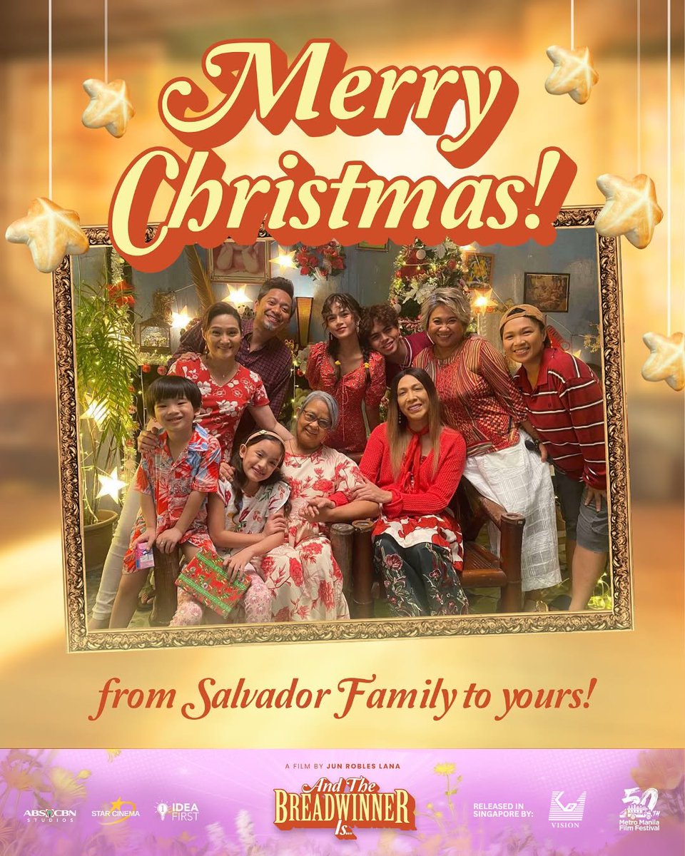 VisionDiscs's tweet photo. Merry Christmas from the Salvador Family and all of us at Vision! 🌟
Wishing you and your loved ones a warm and wonderful Christmas! 🎁
📢 𝐀𝐧𝐝 𝐓𝐡𝐞 𝐁𝐫𝐞𝐚𝐝𝐰𝐢𝐧𝐧𝐞𝐫 𝐈𝐬..𝐬𝐡𝐨𝐰𝐢𝐧𝐠 𝐨𝐧 𝐉𝐚𝐧𝐮𝐚𝐫𝐲 𝟐
#AndTheBreadwinnerIs #VisionFilms https://t.co/ZPIOpkLUhL