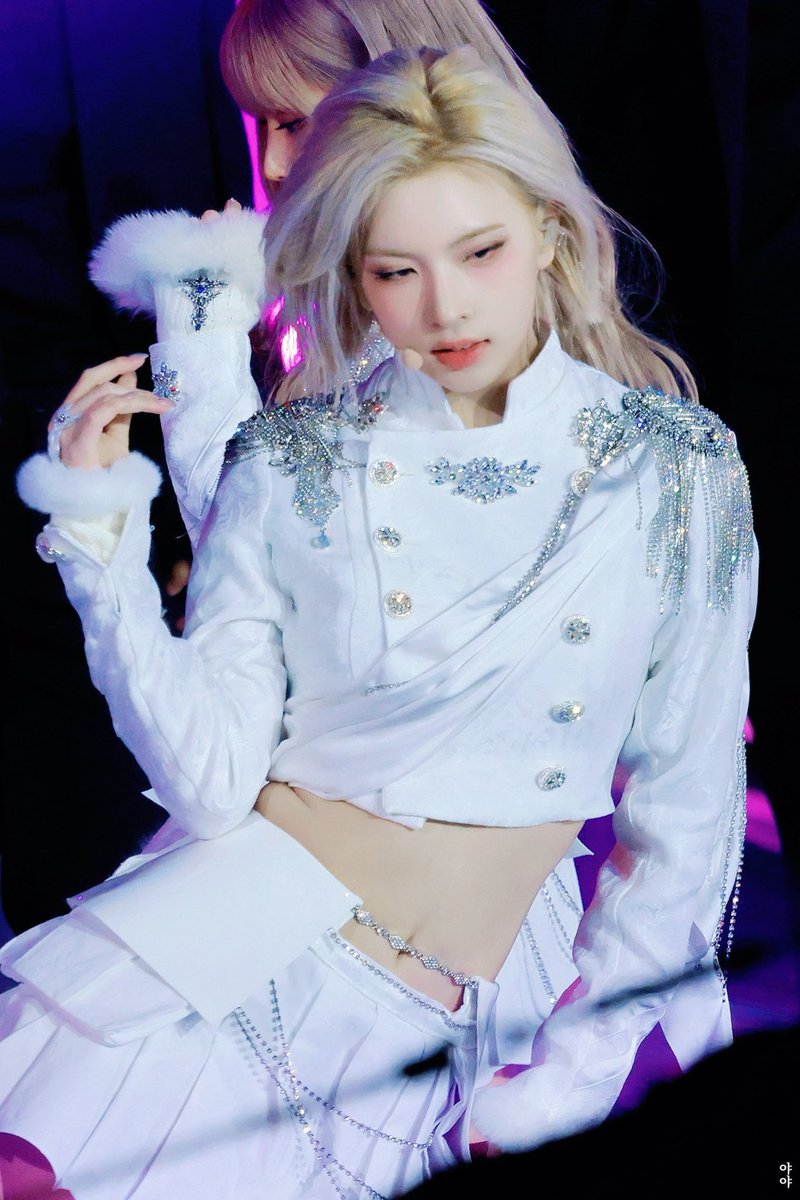 JINSOL THIS IS CRAZY