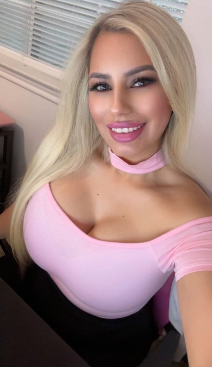 princesskimbar's tweet photo. Hi 👋 #cocktribute #cumtribute #bbc #bwc #milf #bigdickwanted #cumslut #bigtits #tetasgrandes #tetona #chichona https://t.co/xKGRpc1fuH
