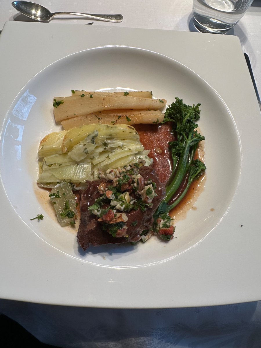 Miss Medea - Goddess of Kinky Church tweet media