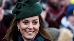 HappeningNowGL's tweet photo. The Christmas service is a big event in the royal calendar, bringing together the Royal Family for a public appearance. - https://t.co/oj9kc2jC9J #HappeningNow #GlobalNews https://t.co/b5fAUWBN8n