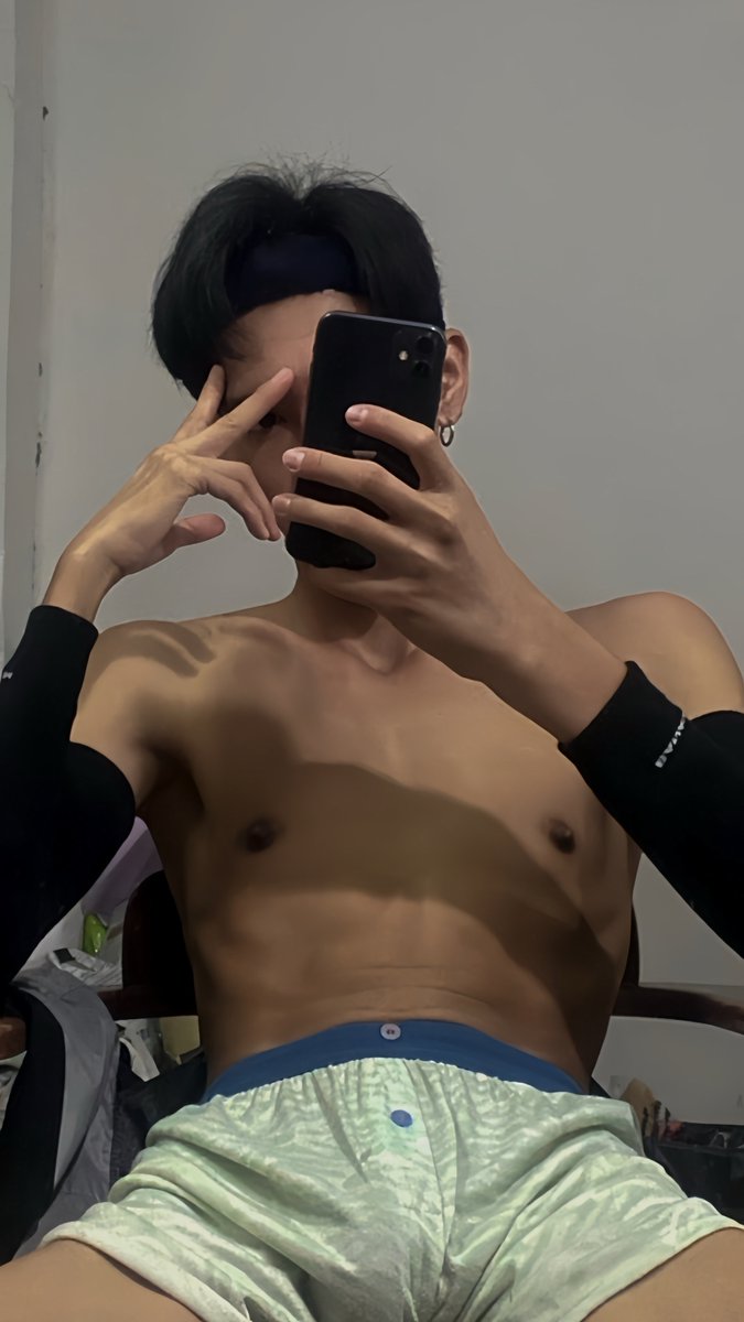 TTTTDNP's tweet photo. หิวอะไรที่ออกเสียงคลายๆกับคำว่า“โค้ก”🤭
#อุดรนัดเย็ด #อุดรนัดลับๆ  #อุดรในเมือง #อุดรfwb https://t.co/CRZl6WcSw1
