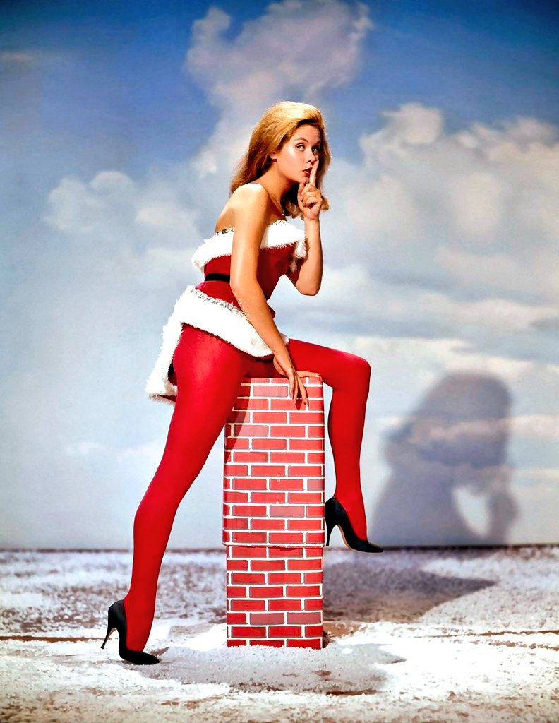 writingsuzanne's tweet photo. Merry Christmas! 🌟
Photo is actress Elizabeth Montgomery 🎅🏻
#Christmas #MerryChristmas #Xmas #Christmas2024 #Xmas2024 #Santa #SantaClaus #FatherChristmas #ChristmasTree #christmaspresent #ChristmasVibes #ChristmasDecor #ChristmasDecorations #ChristmasSeason ❄️ https://t.co/y1giMRoed7