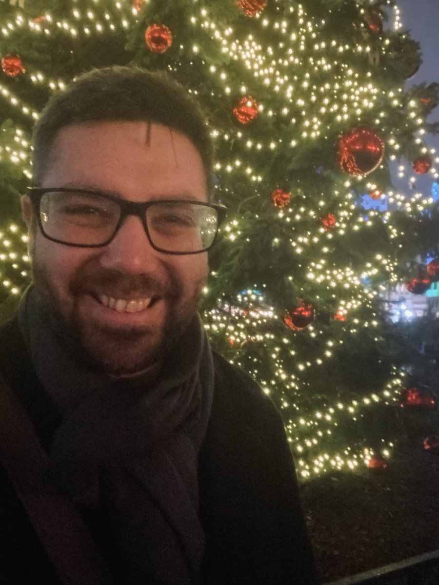 mellamonicolas's tweet photo. #25Dec 🎄🎁 https://t.co/4upLzGu0D4