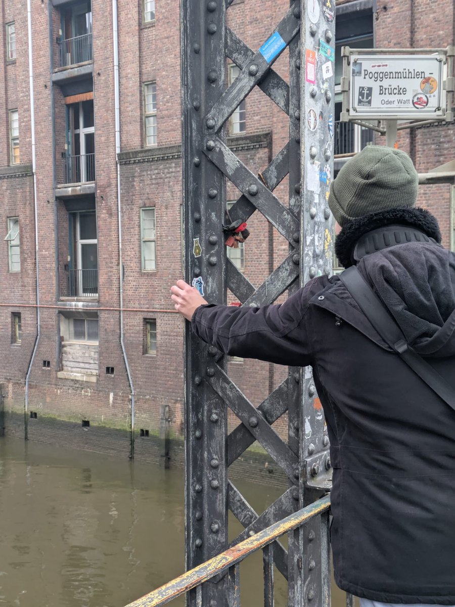 visited Hamburg over Christmas and did some mischief &gt;:3

be gay, do crime💅