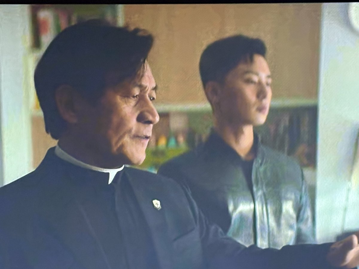 StJaneen's tweet image. Great special effects story line acting make the #2019 #KDRAMA’s #TheDivineFury a better than average #exorcism #possession movie #WooDoHwan is 1 badass #demon while #ParkSeoJoon plays a #nonbeliever finding his way back on @PrimeVideo #HorrorMovies #exorcist #kdrama