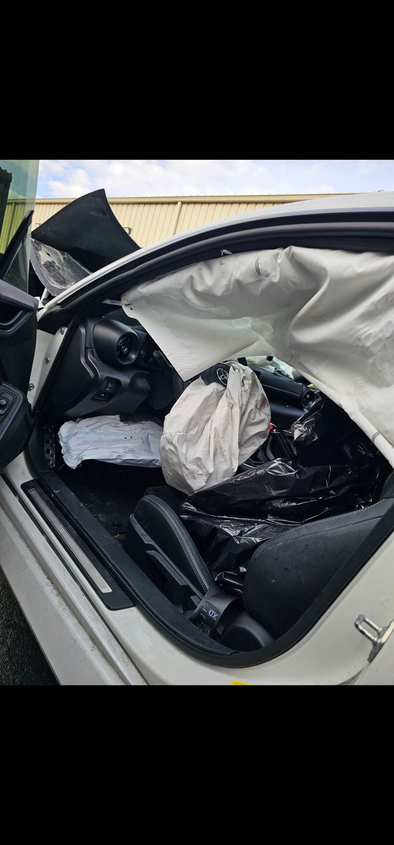 MitsuKris tweet media