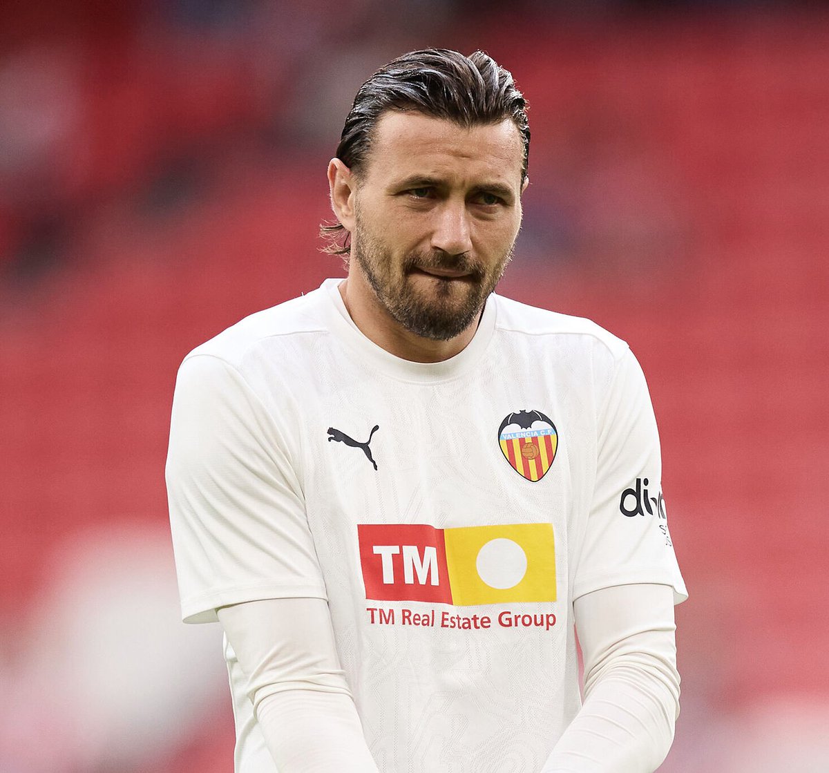 voltasport's tweet photo. 🎂 3️⃣1️⃣ Stole #Dimitrievski
@Dimitrievski1 cumple 31 años el portero internacional macedonio del Valencia CF que tras dejar el FK Rabotnichki llegó a España donde ha hecho carrera: Granada CF B, Cádiz CF B, Granada CF, Gimnàstic de Tarragona y Rayo Vallecano. https://t.co/vi9kFTnytN
