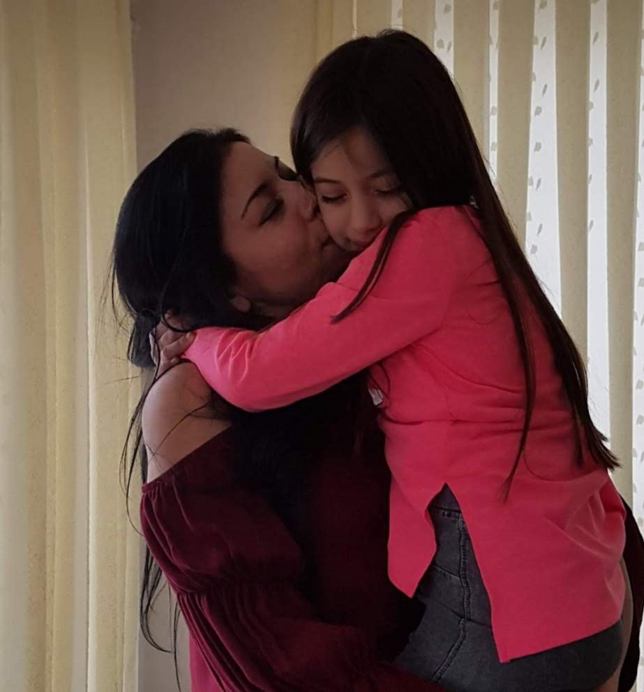 Dünyanın en güzel kokusu ♾️
#selinkarakaya 🌼🤍

Vazgeçmek yok halam söz verdim!
#isiasolasıkast #isiasortakdavamız