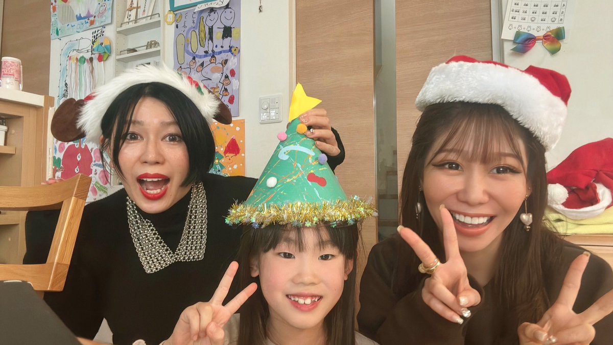 RiN373_'s tweet photo. はっぴークリスマス🎅🧑‍🎄🎄🌟 https://t.co/HPcZIqmI70