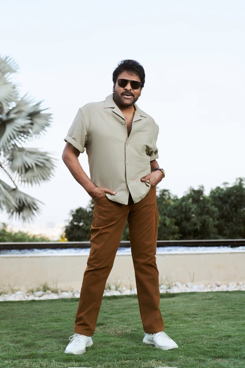 10TvTeluguNews's tweet photo. Megastar Chiranjeevi Latest Looks | 10TV

#megastar #chiranjeevi #latestpics #10TV https://t.co/fDvgssBgDS
