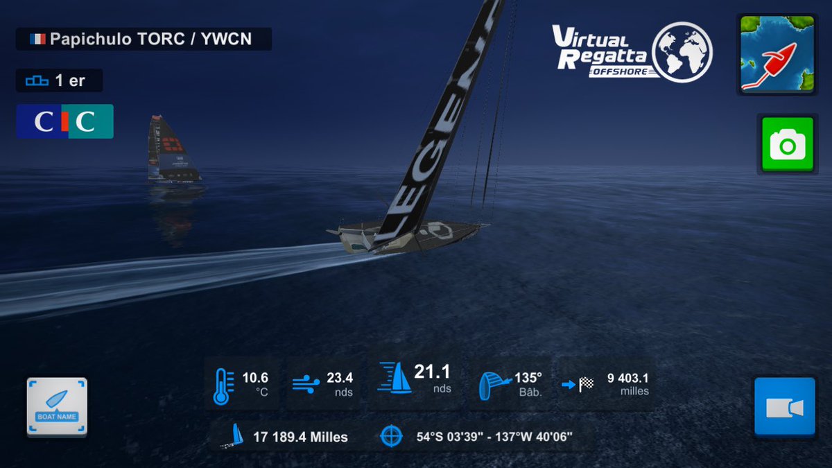 La 1ere place en dernier cadeau de Noël  après 45 jours du <a href="/VendeeGlobe/">Vendée Globe</a> sur <a href="/VirtualRegatta/">Virtual Regatta</a> 🥰
Direction le Horn 
Bonnes fêtes 

<a href="/legendmediafr/">LEGEND</a> <a href="/TorceSailing/">Torc eSailing / YWCN</a>