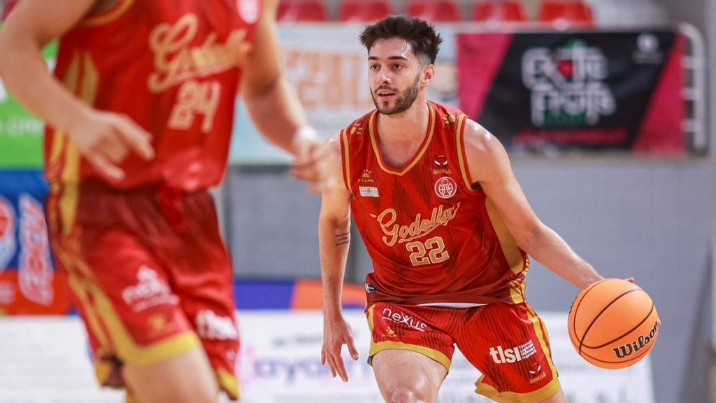 CompeticionesFEB (@competicionfeb) on Twitter photo 🔴 MVP #SegundaFEB: Los últimos MVPs del 2024, para Iker Montero, <a href="/FedericoCopes/">Federico Copes</a> y <a href="/alex_harguindey/">Alex Harguindey Maneiro</a>
▶ Galardón compartido para los exteriores de <a href="/CbSalou/">CB Salou</a> y <a href="/cblhortagodella/">CB L'Horta Godella</a> en la 🇯5⃣ y para el de <a href="/baloncestoSDP/">Clínica Ponferrada SDP</a> en la 🇯6⃣
🖐 Quinteto ideal ⬇
feb.es/2024/12/25/bal… 🔴 MVP #SegundaFEB: Los últimos MVPs del 2024, para Iker Montero, <a href="/FedericoCopes/">Federico Copes</a> y <a href="/alex_harguindey/">Alex Harguindey Maneiro</a>
▶ Galardón compartido para los exteriores de <a href="/CbSalou/">CB Salou</a> y <a href="/cblhortagodella/">CB L'Horta Godella</a> en la 🇯5⃣ y para el de <a href="/baloncestoSDP/">Clínica Ponferrada SDP</a> en la 🇯6⃣
🖐 Quinteto ideal ⬇
feb.es/2024/12/25/bal…