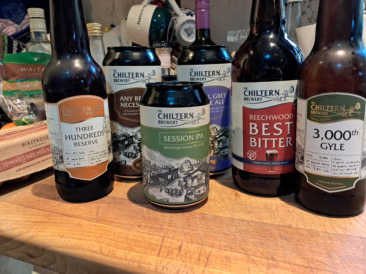 Cornercotcook's tweet image. Really well stocked for three of my favourite breweries! Which one to choose for Christmas? Decisions...decisions. @ChilternBrewery @FullersBrewery @PaulanerPresse