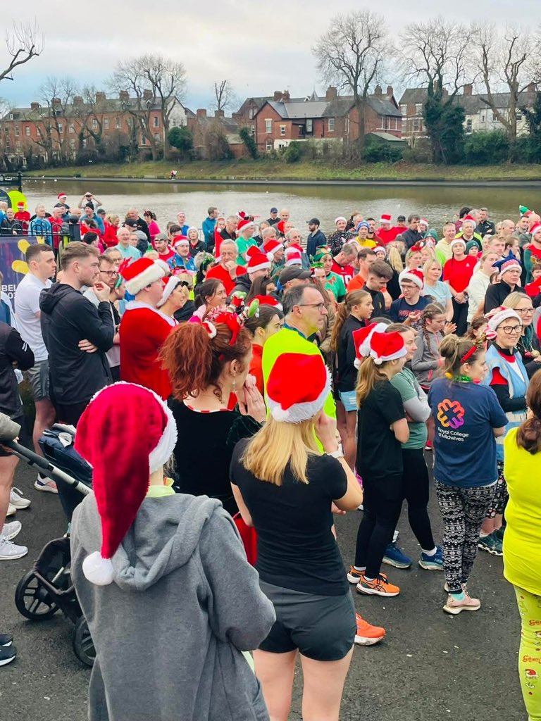 Waterworkspark1's tweet image. Waterworks parkrun, Belfast
25/12/2024 | #676

Happy Christmas to all our followers!  Thanks for your support throughout the year!  🎄🎄🎄🎁🥳 #loveparkrun