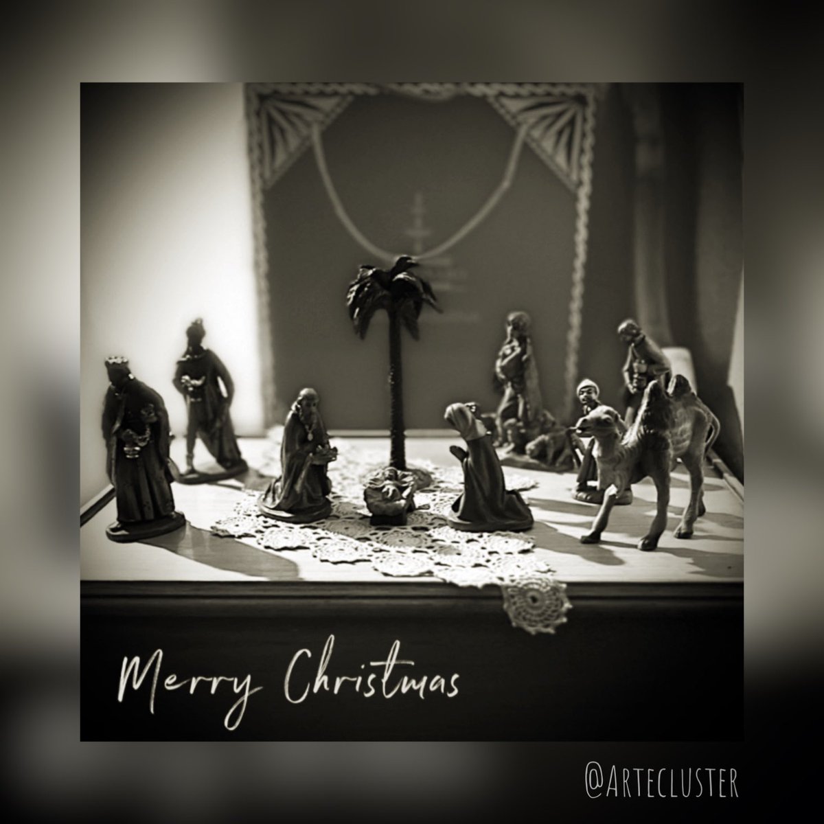 Pain free Christmas Holidays.. 🌟
#artecluster #clusterheadache #awareness #MerryChristmas #painart #suicideheadaches #chronicpain #oxygenforclusters