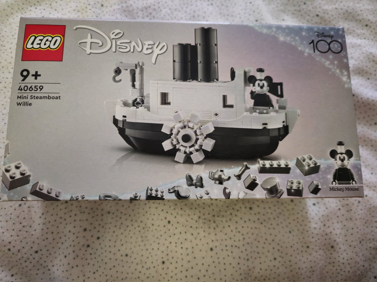 Ashley Hardwick tweet media