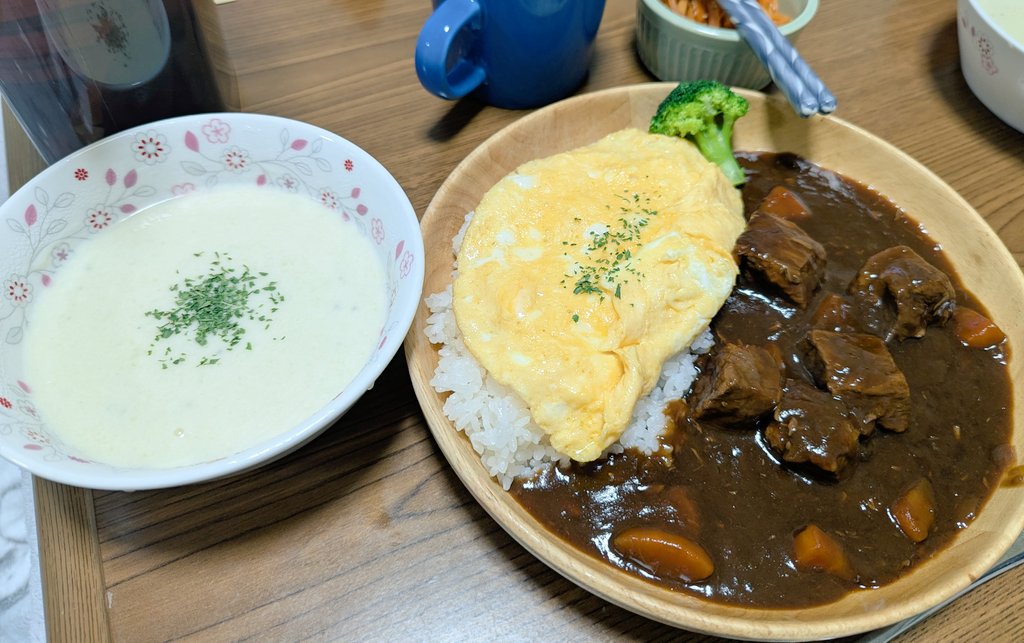 クリスマスメニュー
ビーフシチューと冷製ポタージュ