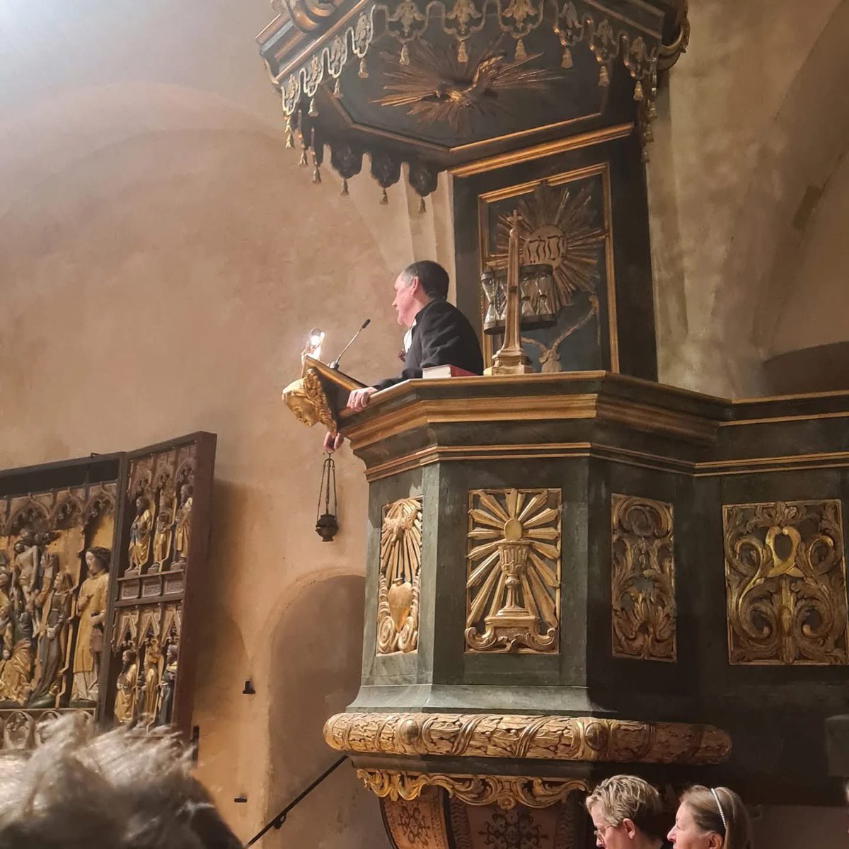 Två julottor i lika många fina kyrkor, över 200 besökare sammanlagt. Ett privilegium.