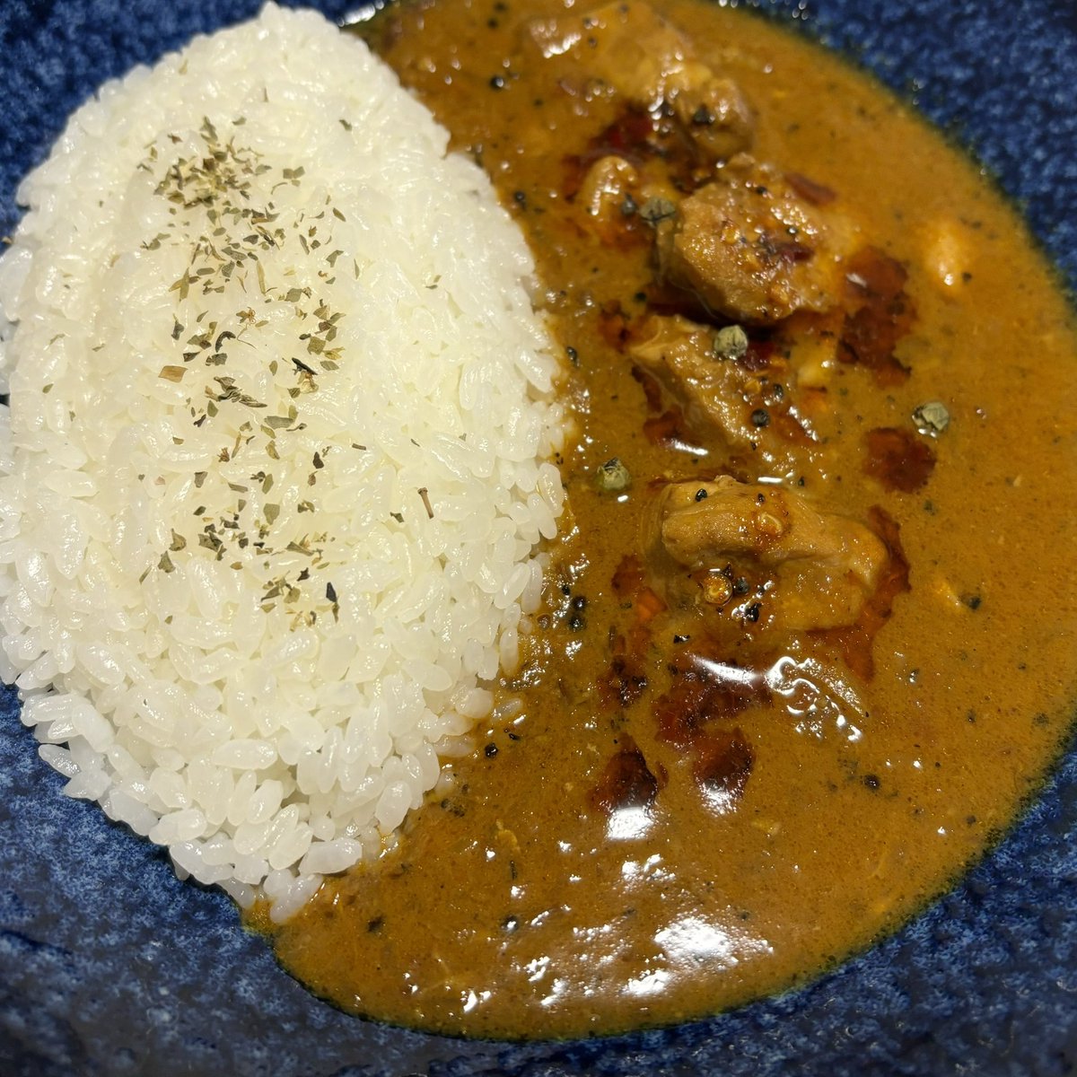 Merry Xmas🎄

店名決めました！
「 25curry
　　　　クロロ 」

今後ともご贔屓にお願いいたします。