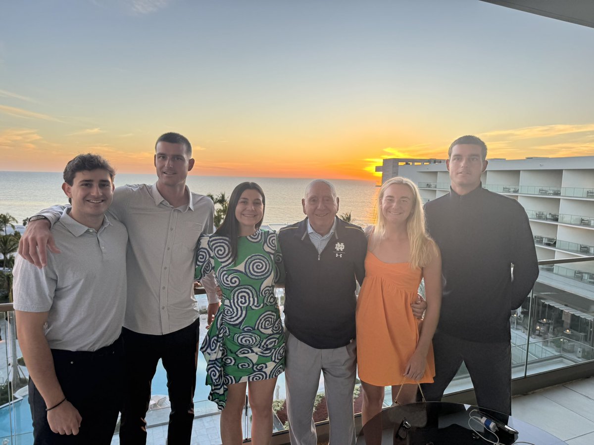 Dick Vitale tweet media