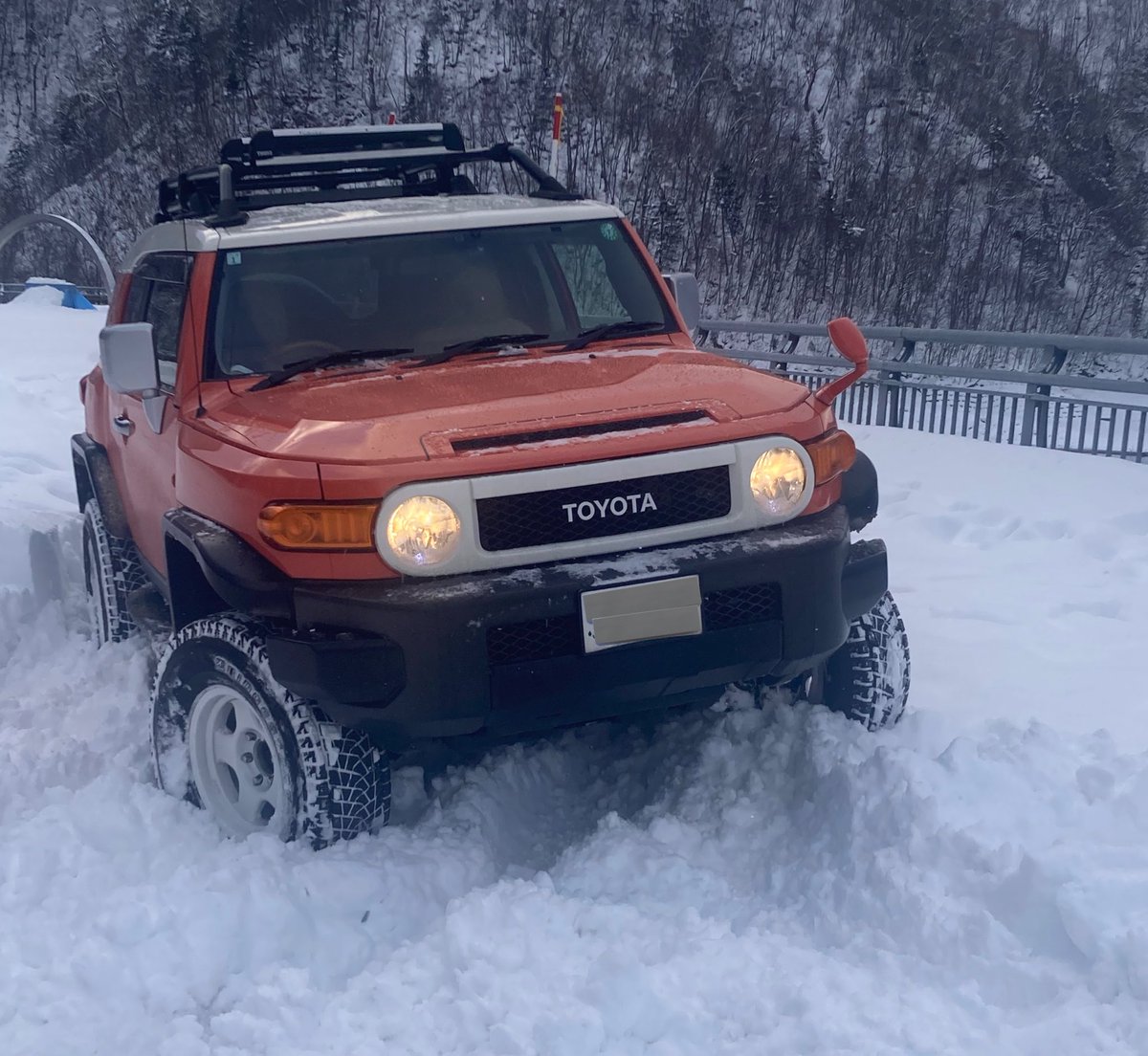 fj_ski's tweet photo. 旅先で風邪ひくという窮地から復活
からの雪遊び https://t.co/uKrF2jlmAL
