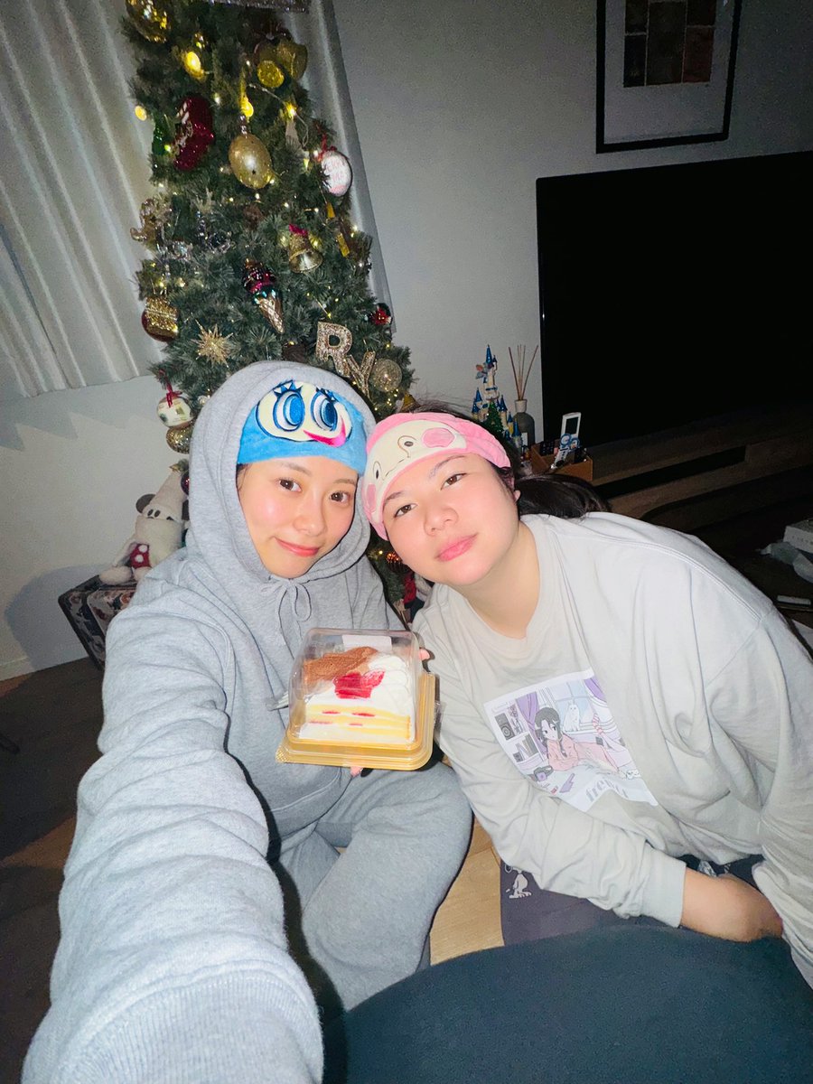 xRanchan's tweet photo. ←←← 今年　　　　　　　
　　　　　　　　　　　去年 →→→

しっぽり🙂 https://t.co/NrX9dqBxNZ