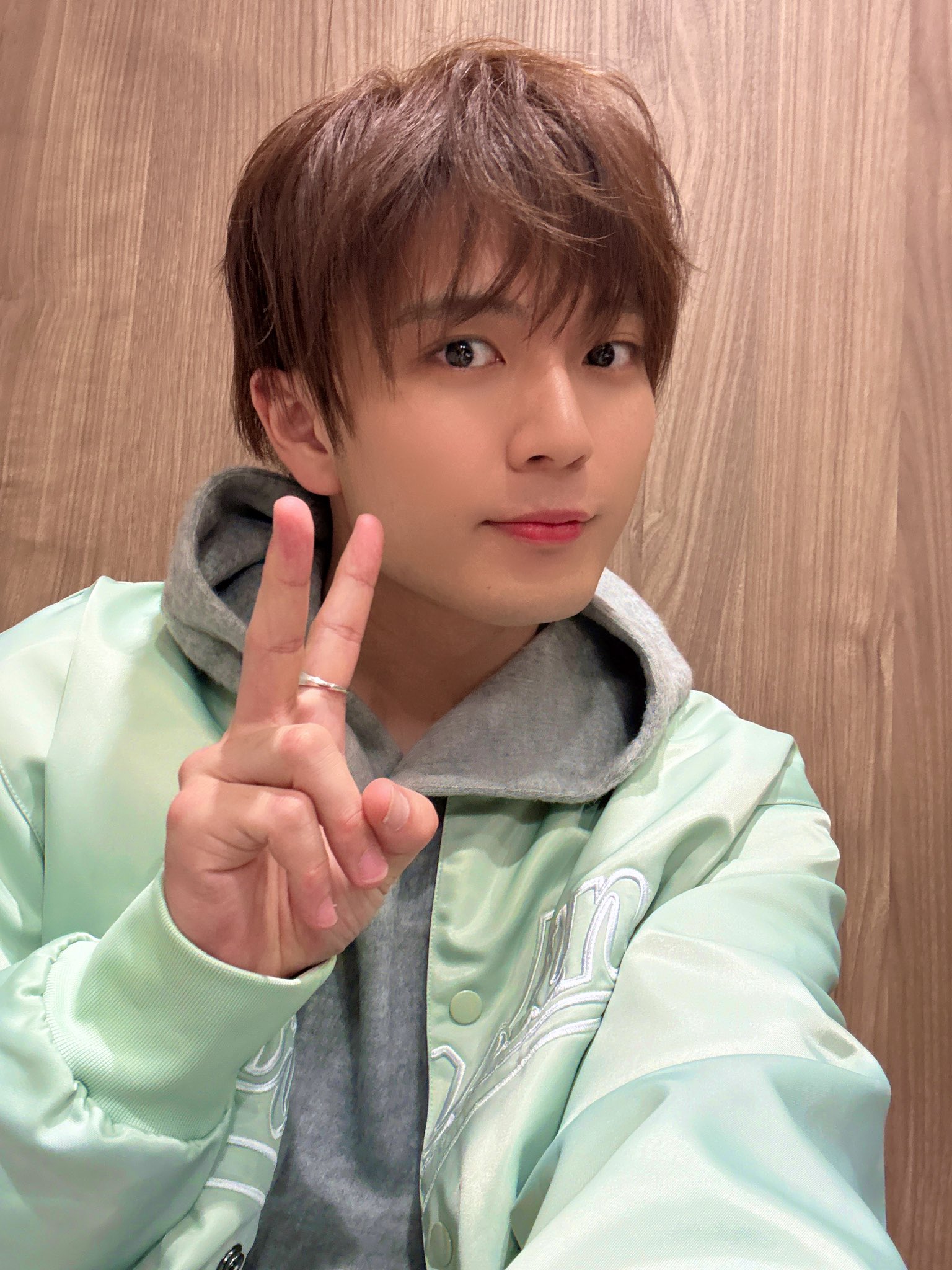 加藤大悟 バーイベ チェキソロ 加藤大悟 2025 LIVE『BICOLOR』LIVEBOOKお渡し会｜演劇の