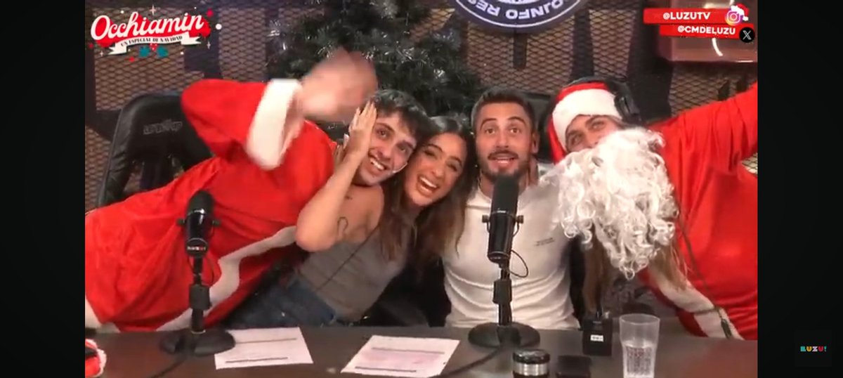 MaguiPaz11's tweet photo. @NicolasOcchiato Gracias por este tremendo especial de navidad, me reí y baile, fue INCREÍBLE 👏🏼🧡 (espero el de año nuevo) ah y feliz cumpleaños nicolino ✨️
Siempre bancandote a vos y Luzu 🫂🧡🧡 https://t.co/RqYM1DjFr6