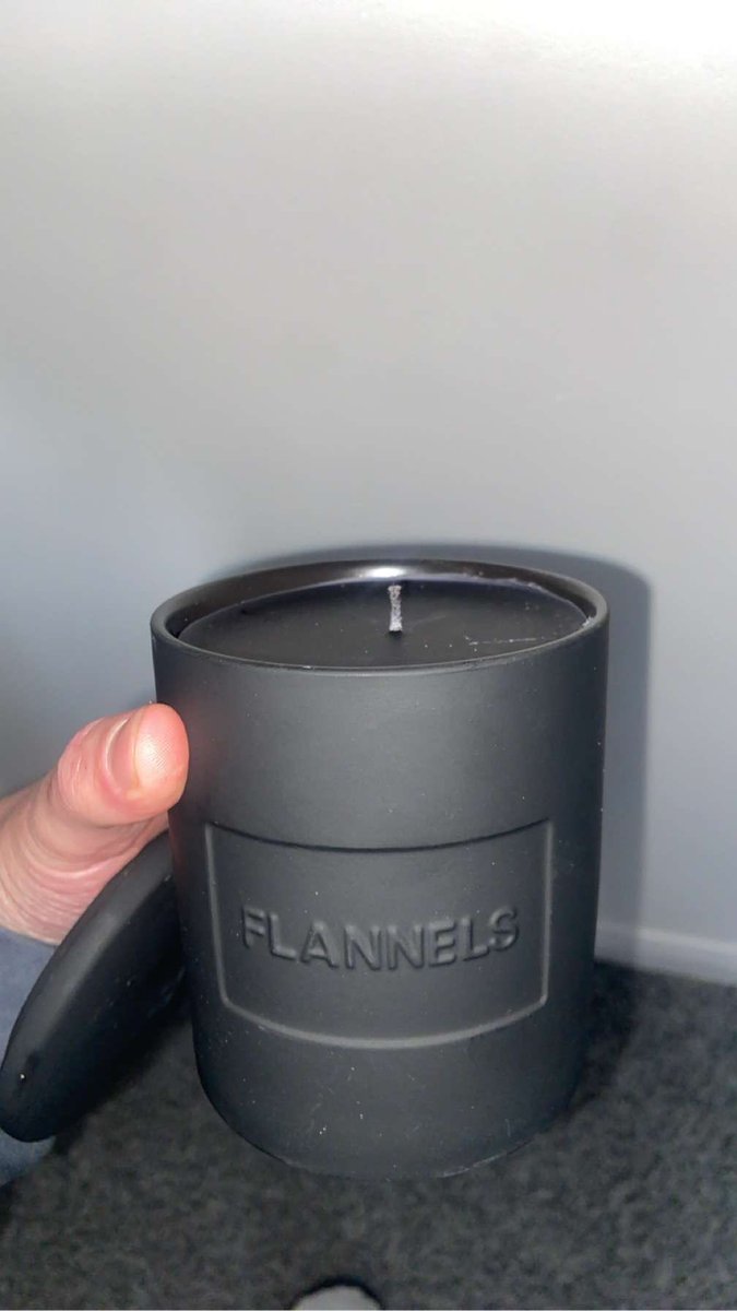 jackdavies_90's tweet photo. @_ROUNDTHEBEND__ My mate got a flannels candle and screenwash🤣🤣 https://t.co/asEWLTs40N
