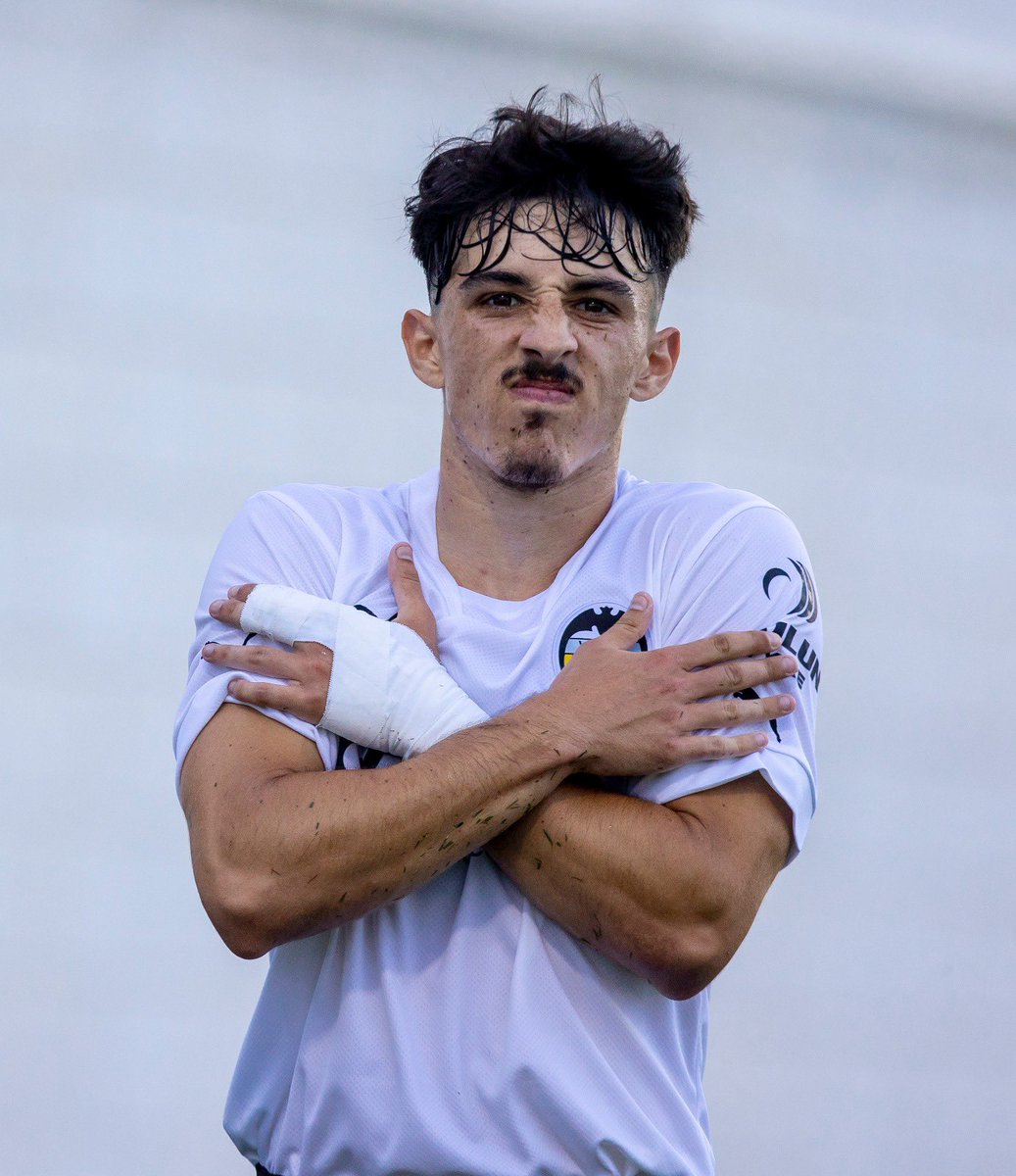 Diego tweet media