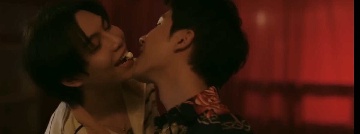 scarskieee's tweet photo. Excited for KaBi's Date Night! (Even if it's their last one before Kant's secret is revealed which I hope is not 😭)

THK EP6 KANTBISON
#TheHeartKillersEP6 https://t.co/OIA00UiF8z