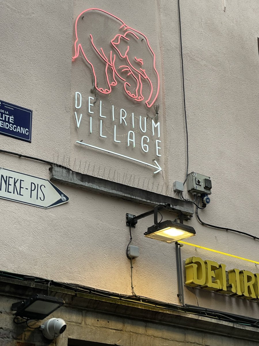 zach_london's tweet photo. A neurologist’s travel guide to Brussels!

Here’s a brewery named after our inpatient service.
1/3 https://t.co/keYKMt2K8a