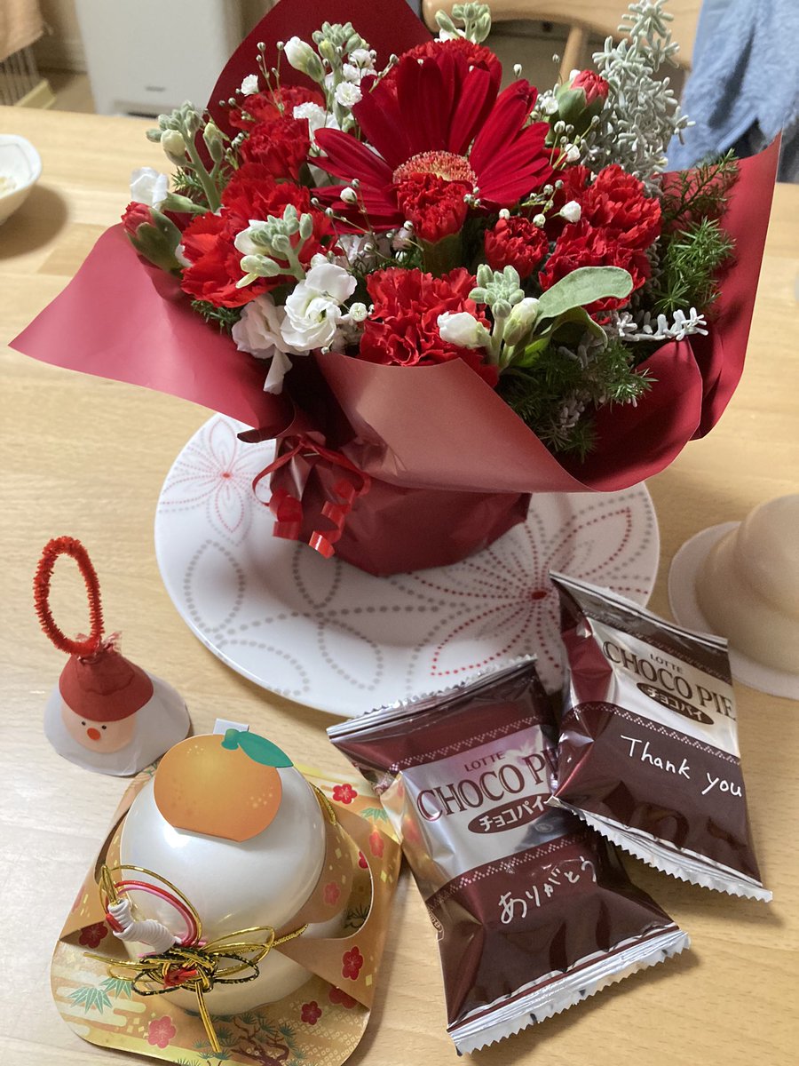 morrisfuji's tweet photo. メリークリスマス🎄🎁
&amp;ハッピーニューイヤー🎍 https://t.co/dhhwbk33ET