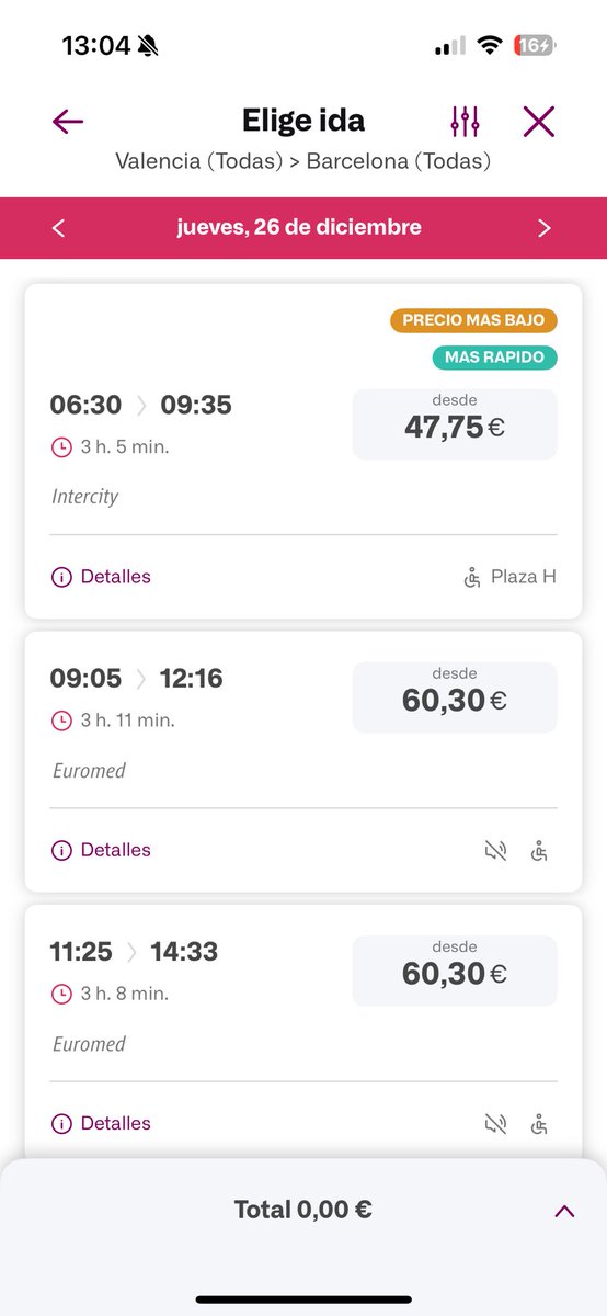 Farga_mp3's tweet photo. llevo horas intentando comprarme un billete de @Renfe he probado muchos trenes, todos aparecen como si hubiera plazas pero cuando lo compro me aparece esto ayuda ✨ @Inforenfe https://t.co/WZH6biHSVV