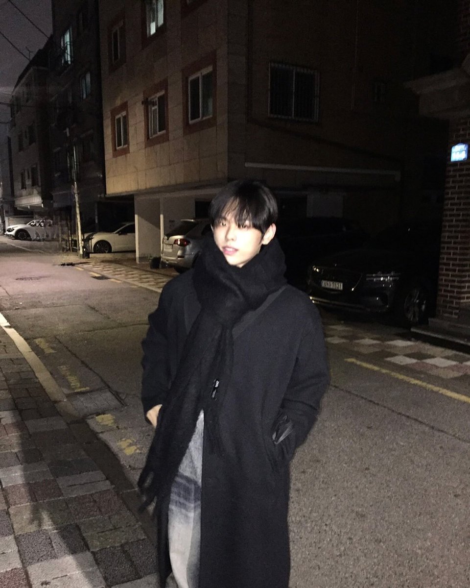 5ddeu66's tweet photo. 241225 MERRY CHRISTMAS 🎄

#오태환 #OHTAEHWAN https://t.co/H3mb99K5nV