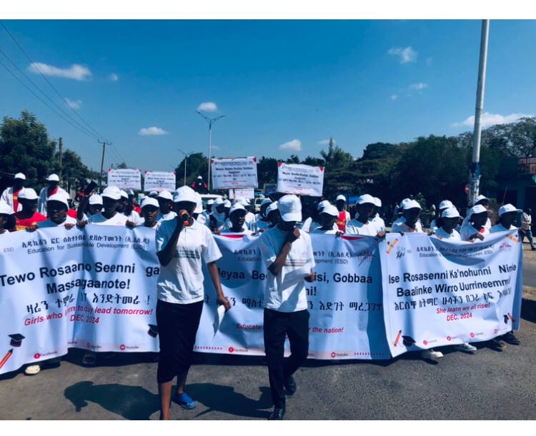 for_esd's tweet photo. 🌟 Empowering Girls, Transforming Communities! 🌟
Since its inception, ESD has been dedicated to advancing girls' education. We're excited to share our latest initiative – IGNITE: Inspiring Girls &amp; Grassroots Networks for Transformative Education, we held an awareness event. https://t.co/r7FlEZUk3m