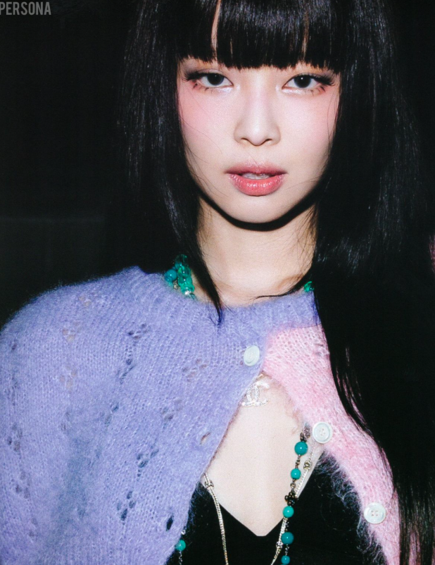 AboutMusicYT's tweet photo. Jennie has worked on her solo debut album for "about 11 months":

"I worked my a** off" https://t.co/sgZKiTHc4f