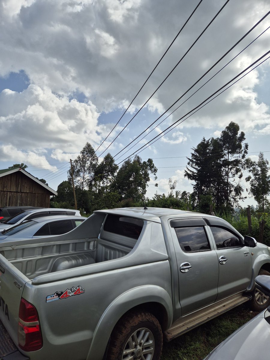 Andrew_YT2's tweet photo. Merry Christmas @KenyaPower_Care please address these low hanging cables in Muranga before someone gets injured or killed https://t.co/yF7taEPvTA