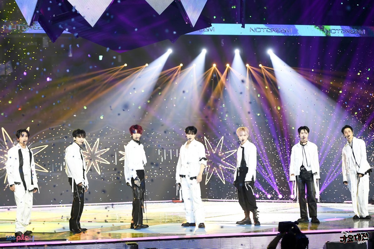 SBS 인기가요 (SBS Inkigayo) tweet media