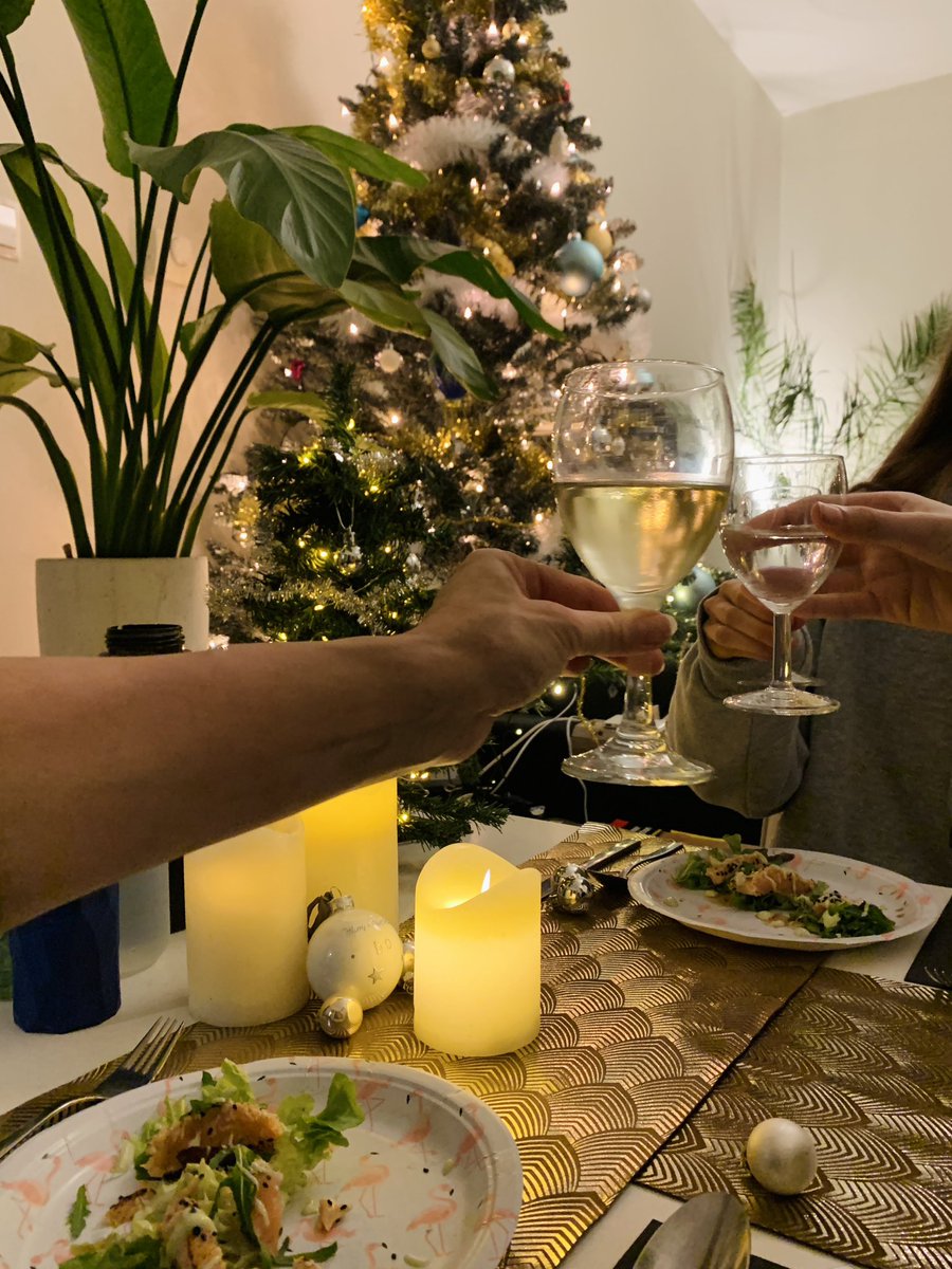 eventjes's tweet image. Het dineetje dat ik gisteren voor mijn pubers had gemaakt. #kerstavond