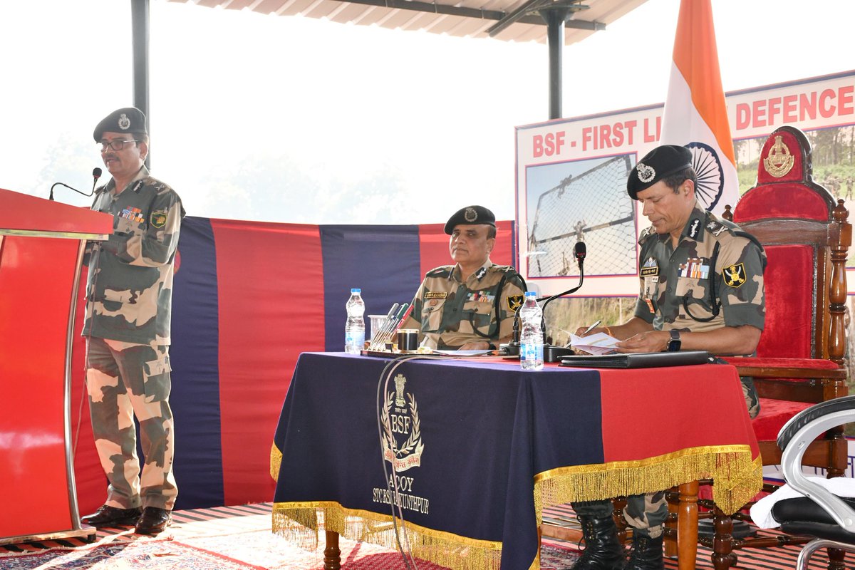 stcbsfnb's tweet image. Sh Daljit Singh Chawdhary,IPS Director General BSF visited STC BSF NB,inaugurated New Training area, interacted with Trainees, staff and took stock of Training activities and appreciated the overall standard of Training.