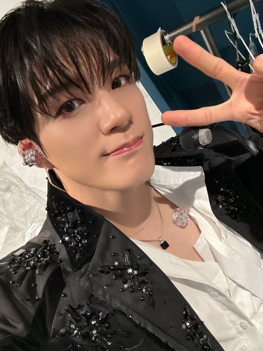 LJNLOOKS's tweet image. 🐶💭