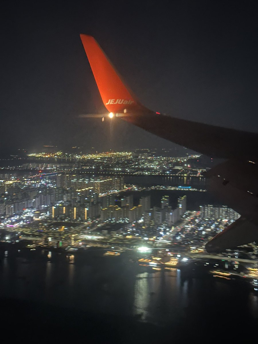 ADV4084's tweet photo. 7C 709 (B738) HL8234

RKSS -> RKPK

부산도착! https://t.co/AIxrICLRMY