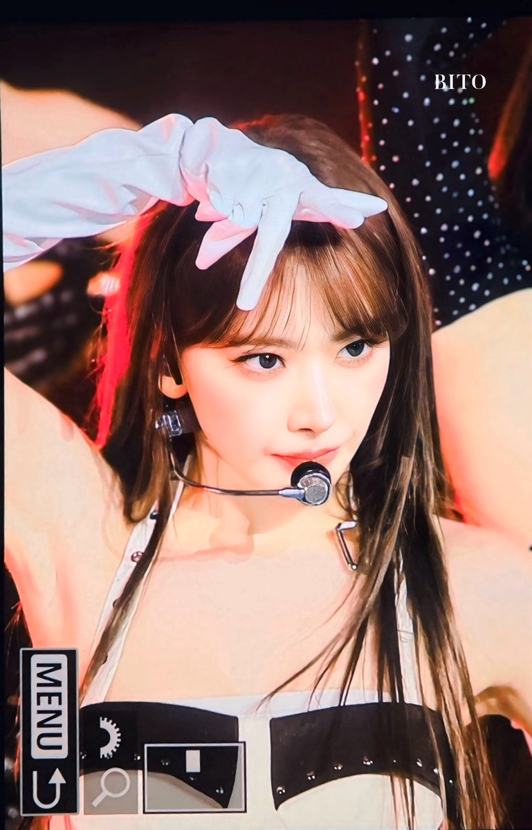 39_Bito's tweet photo. 241225 SBS 가요대전

#宮脇咲良 #사쿠라 #SAKURA 
#ックラ #미야와키사쿠라 #꾸라 
#LESSERAFIM #르세라핌 https://t.co/goqWLkdOm4