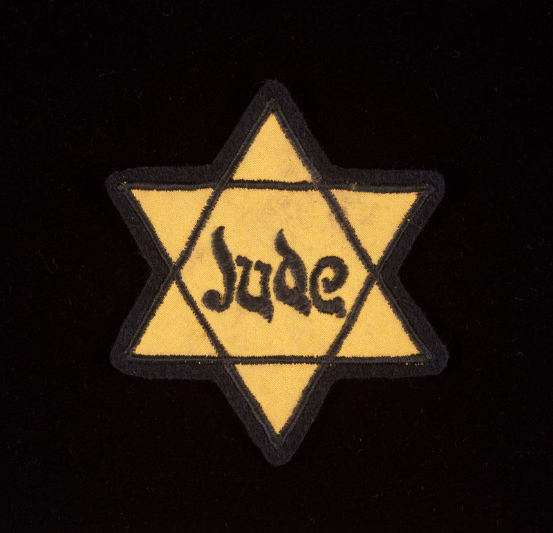 Kot1in's tweet photo. @GarbageHuman24 Put this badge then, people are not psychics. https://t.co/WULKsFCXMc
