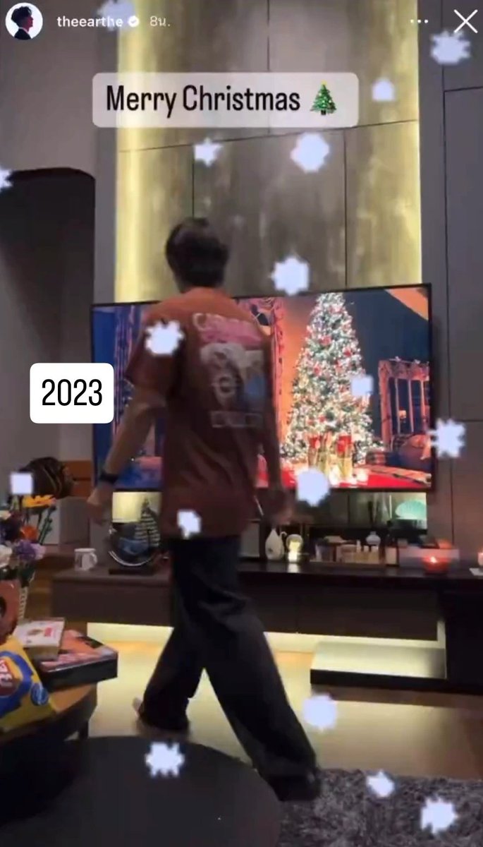 tusen_stjerner's tweet image. Do you put christmas themed background on TV too this year?
#เอิร์ทมิกซ์ #EarthMix