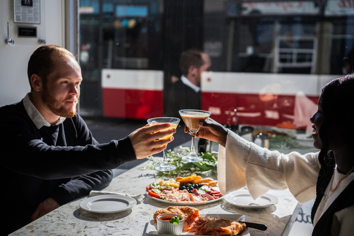 Café Diplomatico tweet media